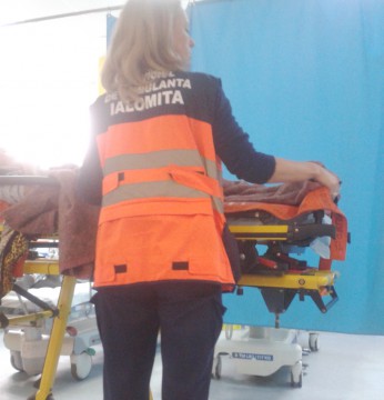 Un şofer băut s-a răsturnat cu maşina la Dobromir